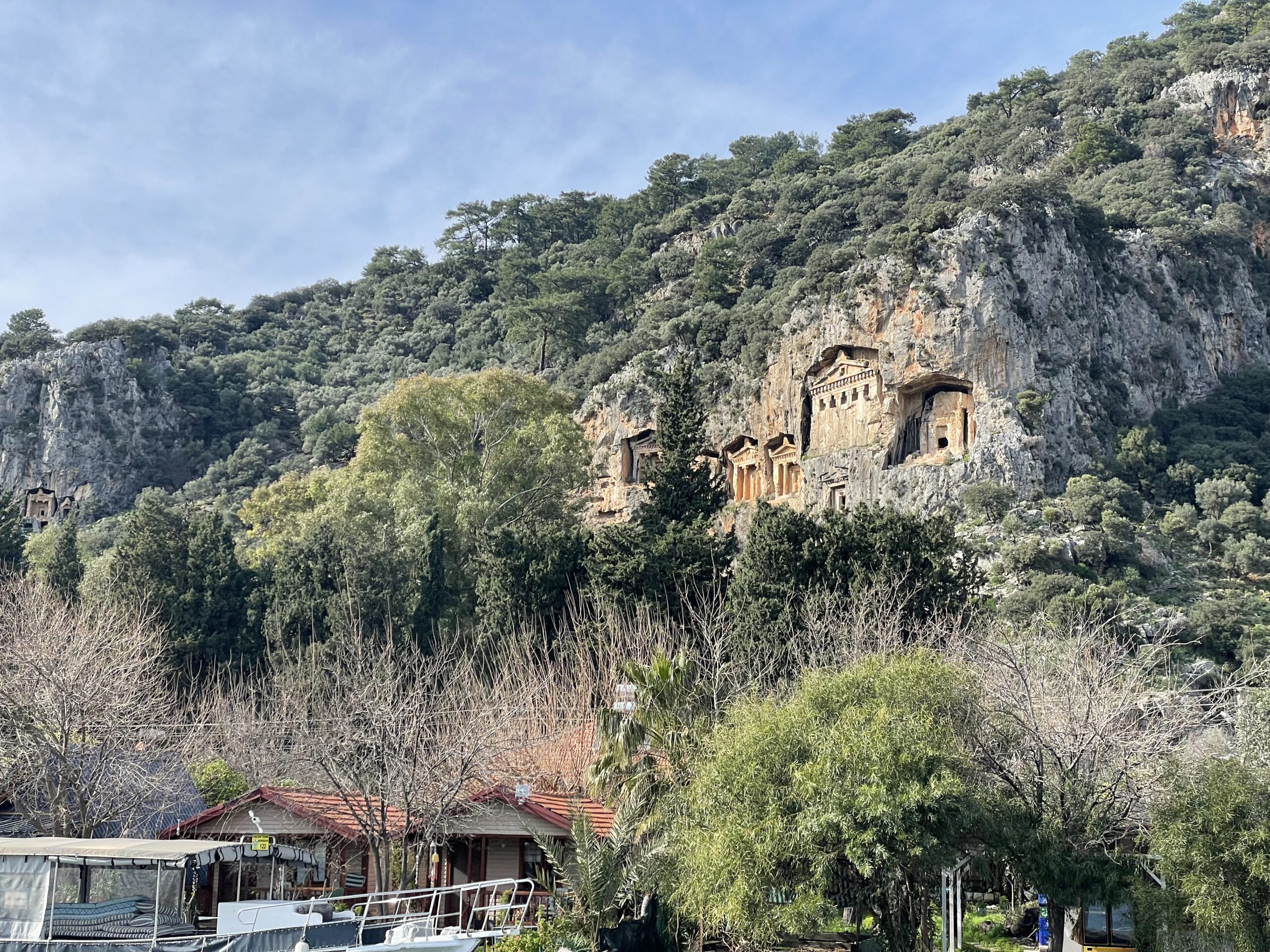 Dalyan Gezilecek Yerler-Kaunos Kral Mezarları Hakkında Bilinmeyenler